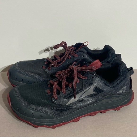 ALTRA Men's Lone Peak 6 Sneaker, Medium Size 9 - Picture 1 of 7